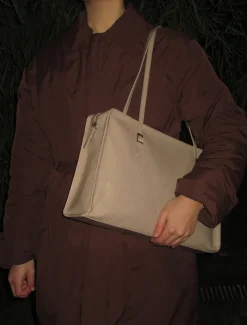 Paloma Wool No 1002/Caye^Kvinder Cayetano